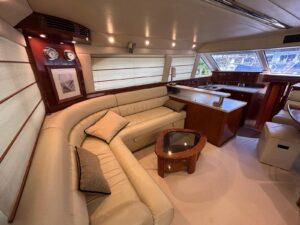 2009 Riviera 47 Enclosed Flybridge Series II for sale - photo 5