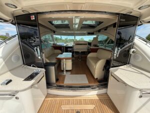 2009 Sea Ray 60 Sundancer for sale - photo 3