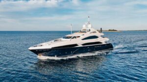 2009 Sunseeker 37 Metre Yacht for sale - photo 3