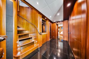 2009 Sunseeker 37 Metre Yacht for sale - photo 8
