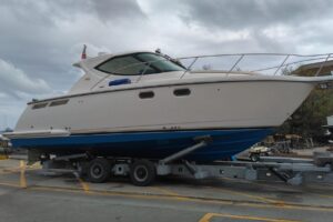 2009 Tiara Yachts 3500 Sovran for sale