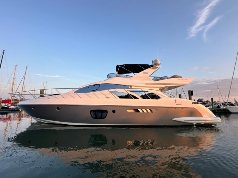 2010 Azimut 55E