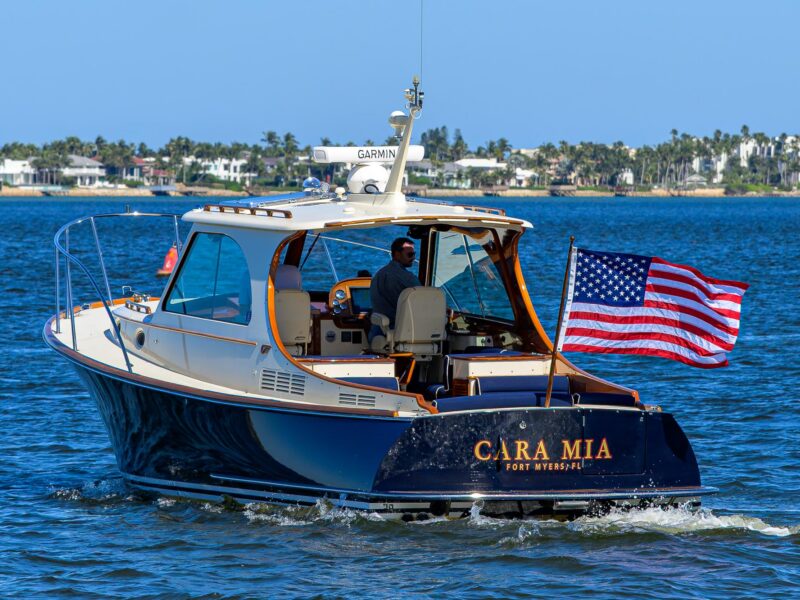 2010 Hinckley Picnic Boat 37 MKIII