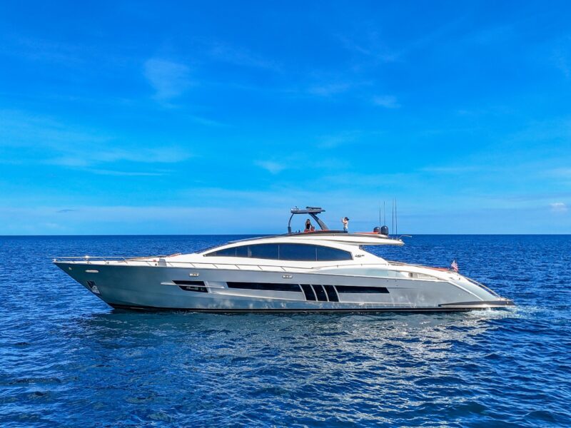 2010 Lazzara LSX 92