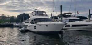 2010 Meridian 441 Sedan for sale