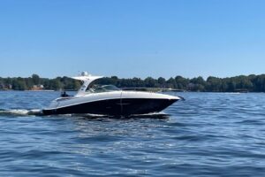 2010 Sea Ray Sundancer 370 for sale - photo 2