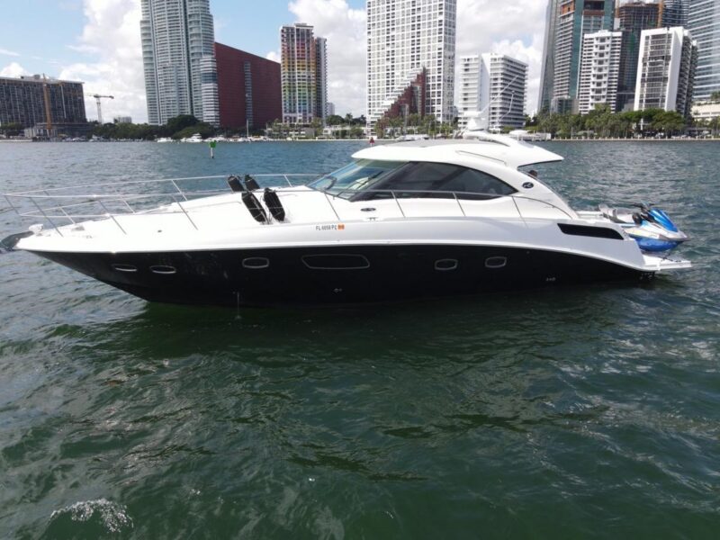 2011 Sea Ray 470 Sundancer