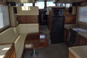 2012 American Tug 365 Flybridge for sale - photo 4