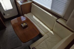 2012 American Tug 365 Flybridge for sale - photo 5