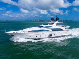 2012 Azimut Grande 105 for sale - photo 4