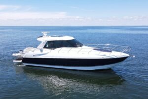 2012 Cruisers Yachts 48 Cantius for sale