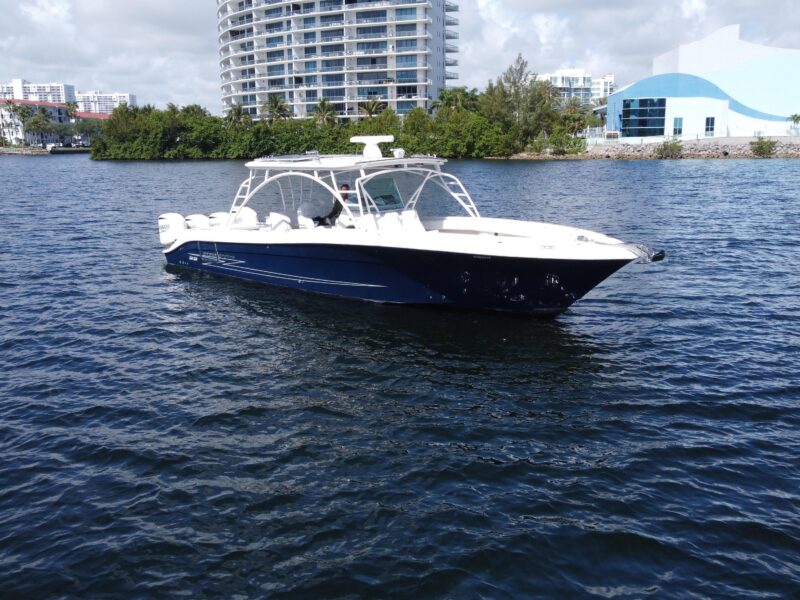 2012 Hydra-Sports 4200 SF