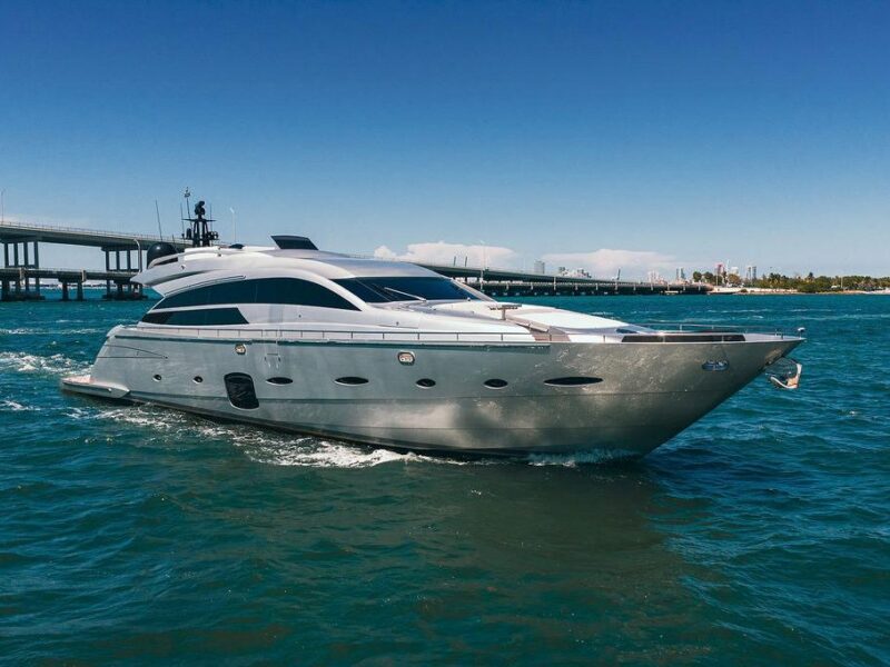 2012 Pershing 92
