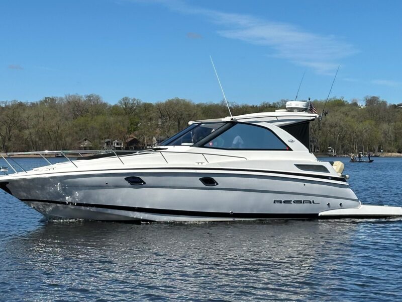 2012 Regal 35 Sport Coupe