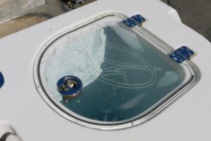 2012 Sailfish 30-06 Express for sale - photo 6