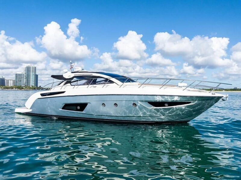 2013 Azimut Atlantis 48