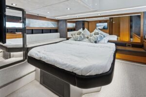 2013 Azimut Atlantis 48 for sale - photo 4