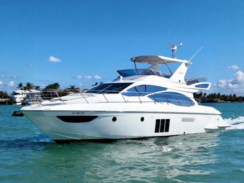 2013 Azimut Fly 53