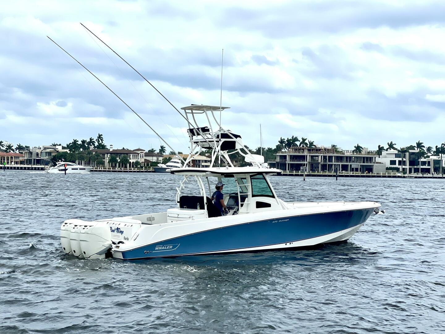 2013 Boston Whaler 370 Outrage for sale