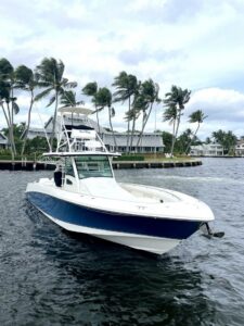 2013 Boston Whaler 370 Outrage for sale - photo 5