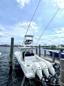 2013 Boston Whaler 370 Outrage for sale - photo 6
