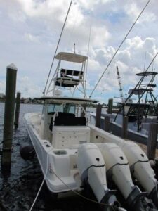 2013 Boston Whaler 370 Outrage for sale - photo 7