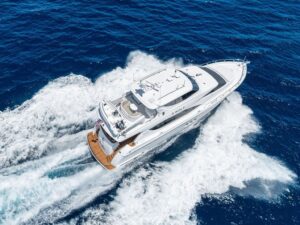 2013 Hatteras 80 Motor Yacht for sale - photo 3