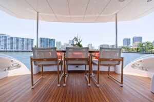 2013 Hatteras 80 Motor Yacht for sale - photo 6