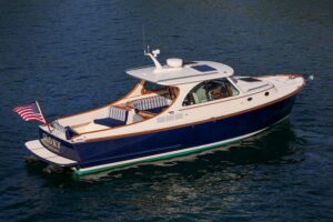 2013 Hinckley Talaria 34 for sale - photo 4