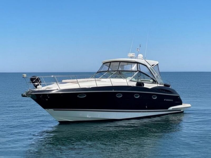 2013 Monterey 400 Sport Yacht