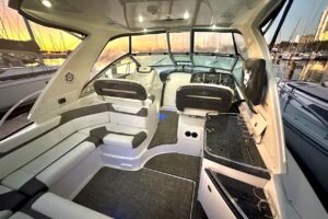 2013 Monterey 400 Sport Yacht for sale - photo 5