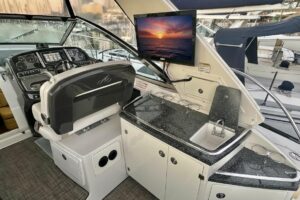 2013 Monterey 400 Sport Yacht for sale - photo 6