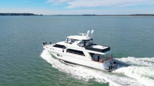 2013 Ocean Alexander 65 Pilothouse for sale - photo 8