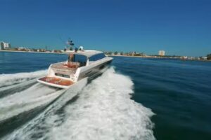 2013 Prestige 550S for sale - photo 4
