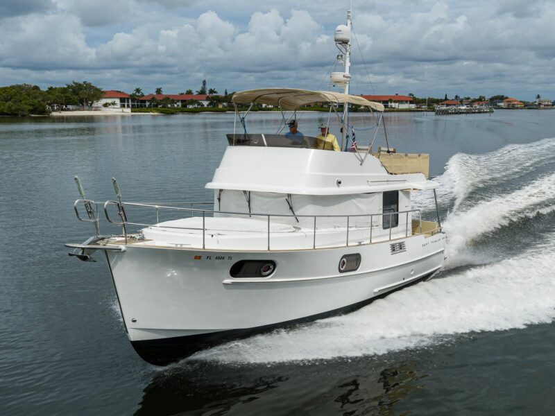 2014 Beneteau Swift Trawler 44