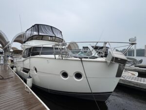 2014 Carver 40 Command Bridge for sale - photo 3