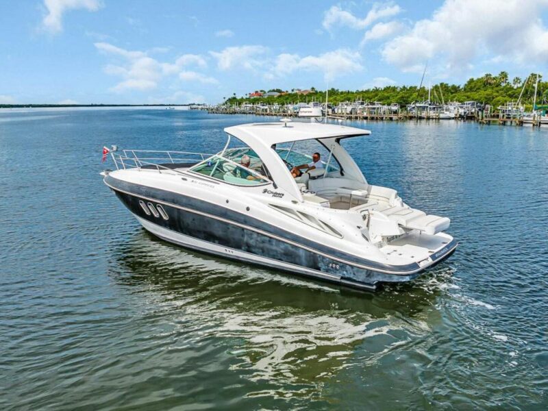 2014 Cruisers 350 Express