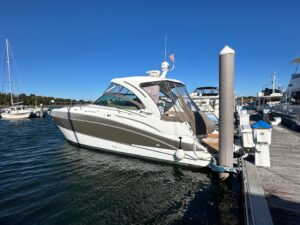 2014 Cruisers Yachts 380 Express for sale