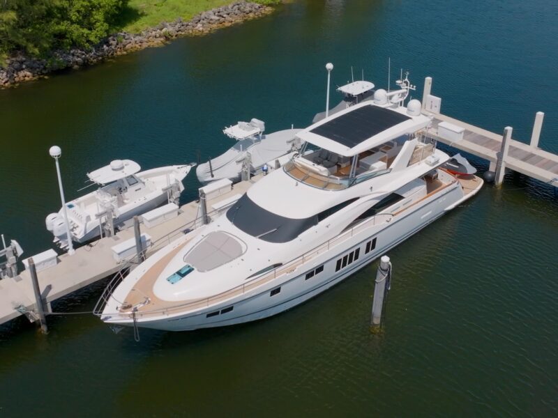 2014 Fairline Squadron 78 Custom