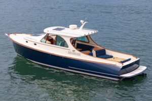 2014 Hinckley Talaria 34 for sale - photo 3