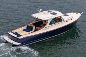 2014 Hinckley Talaria 34 for sale - photo 4