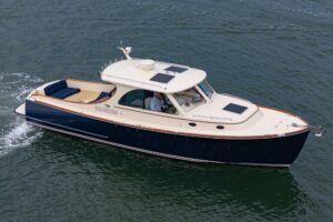 2014 Hinckley Talaria 34 for sale - photo 8