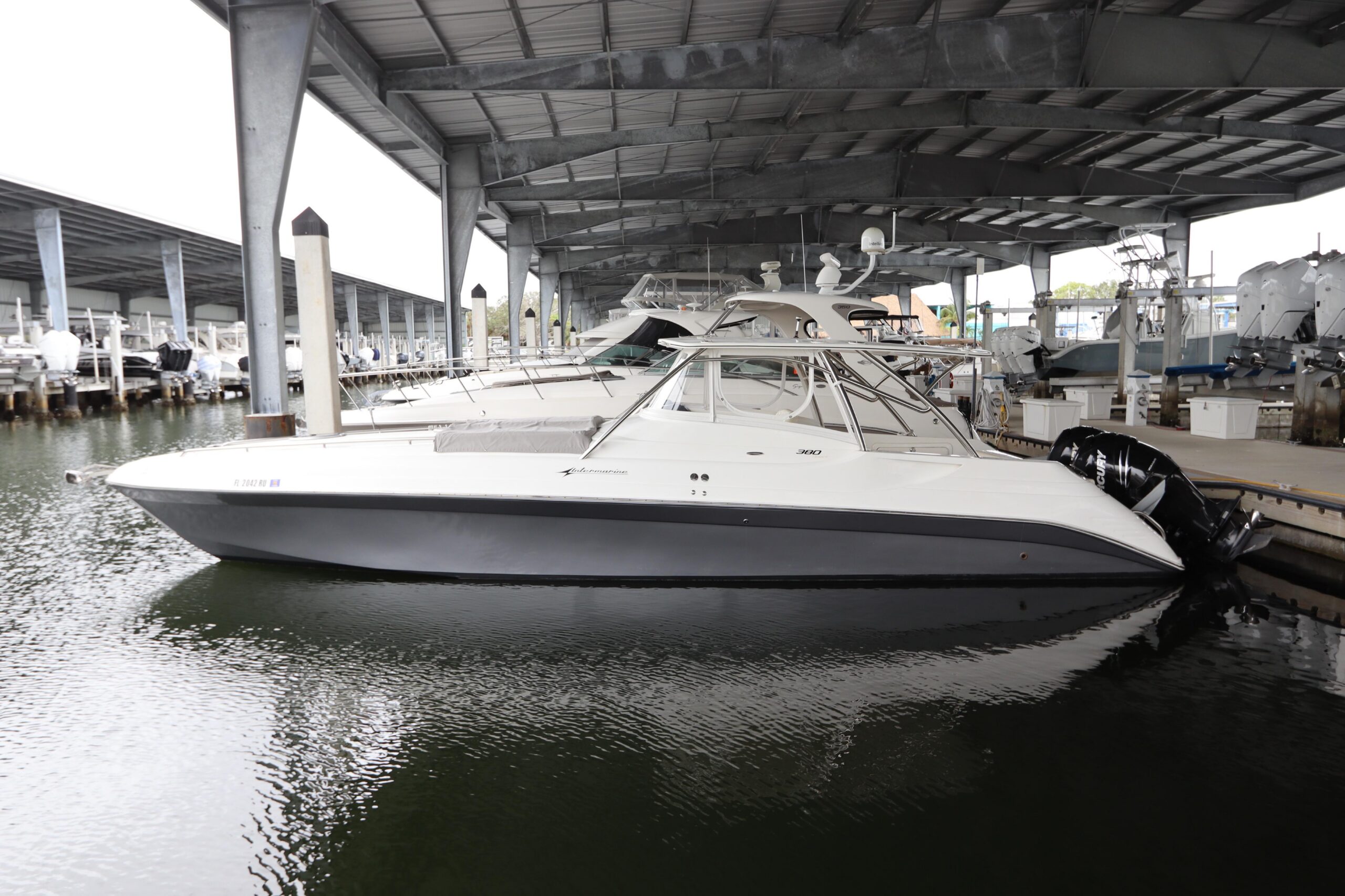 2014 Intermarine 380 Sport for sale