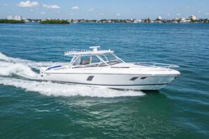 2014 Intrepid 400 Cuddy for sale - photo 2