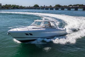 2014 Intrepid 400 Cuddy for sale - photo 4