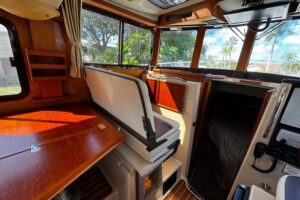 2014 Ranger Tugs R-31 CB for sale - photo 7