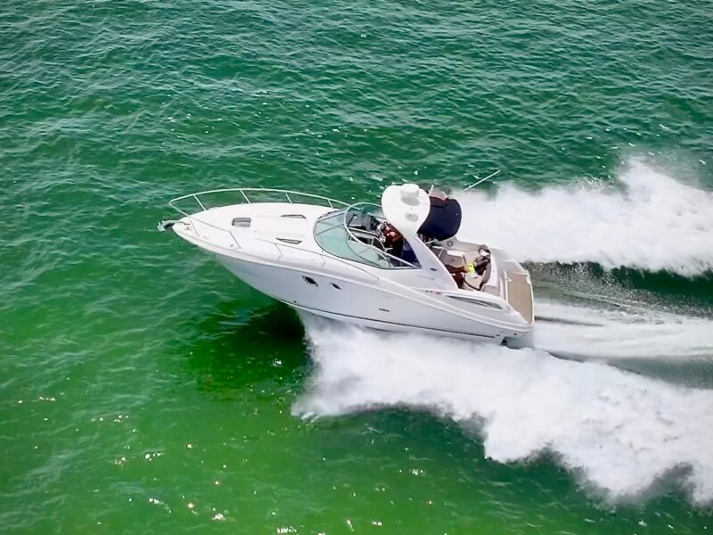 2014 Sea Ray Sundancer 330