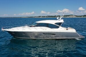 2014 Tiara Yachts 5800 Sovran for sale - photo 2