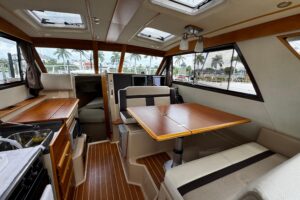 2015 Cutwater 30 Sedan for sale - photo 8