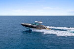 2015 Formula 350 Crossover Bowrider for sale - photo 4